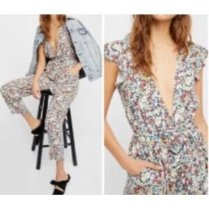 Free People Ruffle Your Feathers Print Jumpsuit Deep V Neck Pockets XS Boho